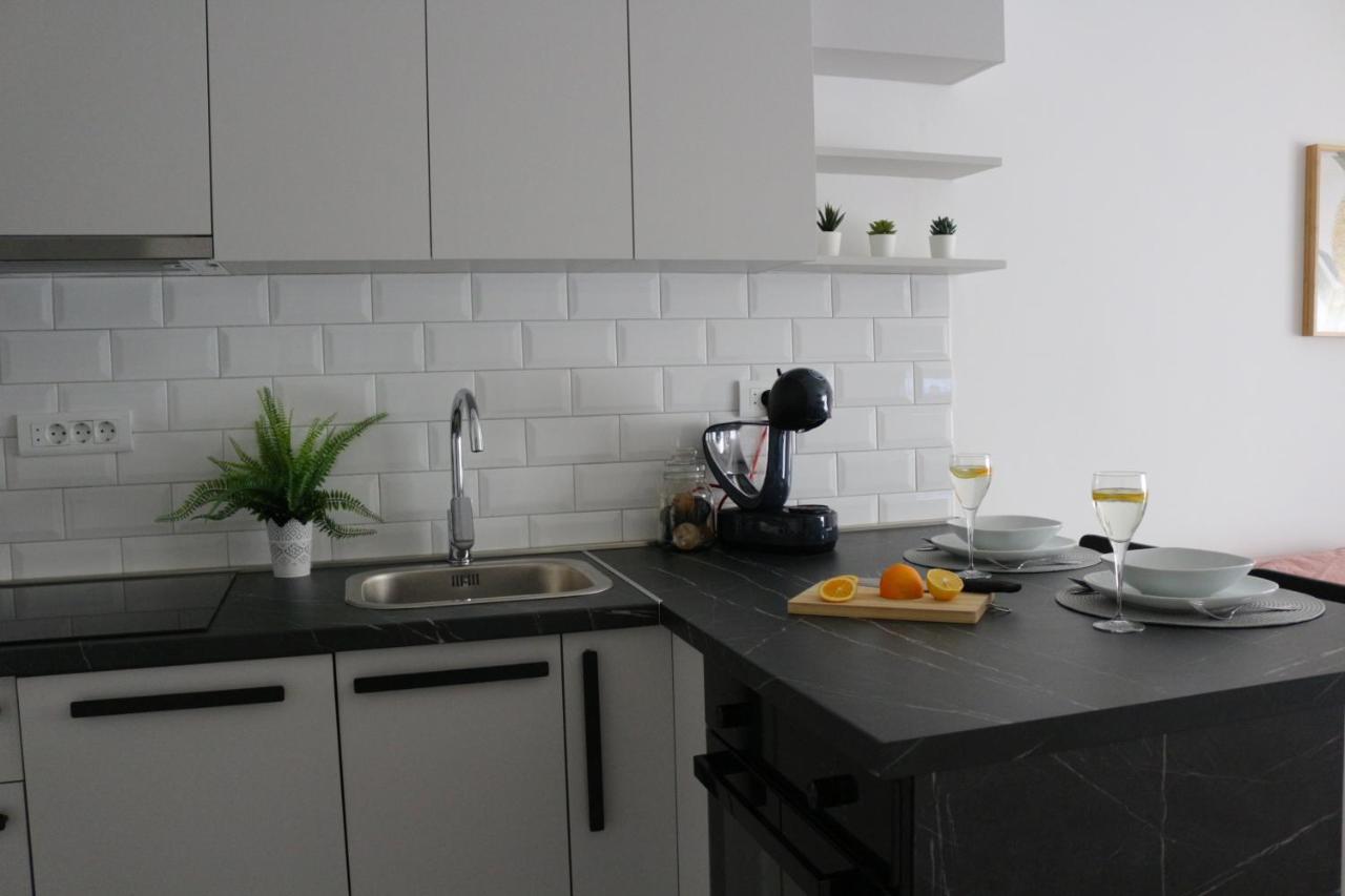 Luca, Digital Nomad Getaway Studio Apartment Zagreb Ngoại thất bức ảnh
