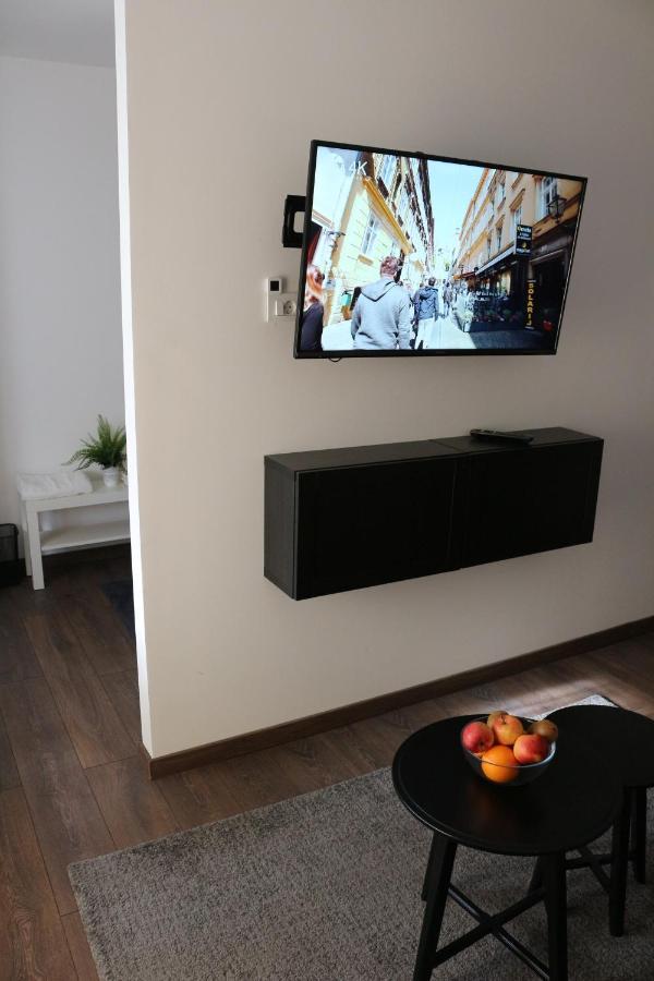 Luca, Digital Nomad Getaway Studio Apartment Zagreb Ngoại thất bức ảnh